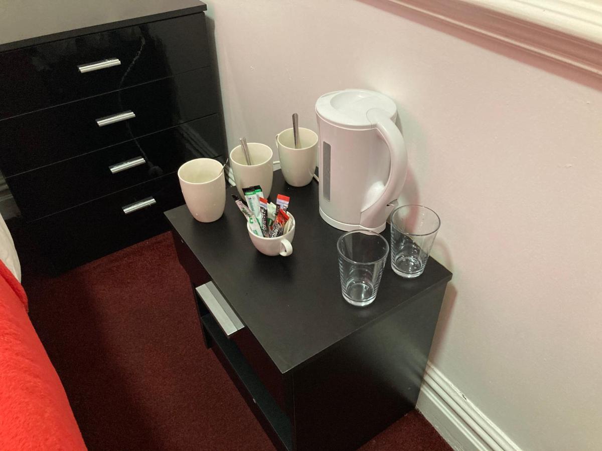 Old Trafford Stadium Hotel 索尔福德 外观 照片
