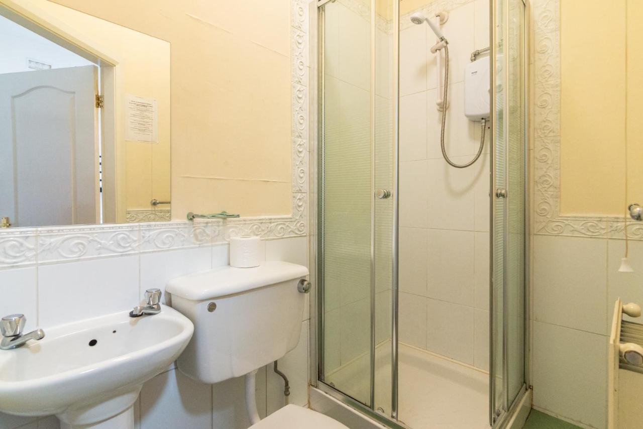 Old Trafford Stadium Hotel 索尔福德 外观 照片